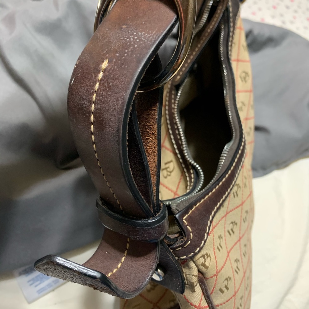 Small Dooney & Bourke  handbag - Picture 3 of 5